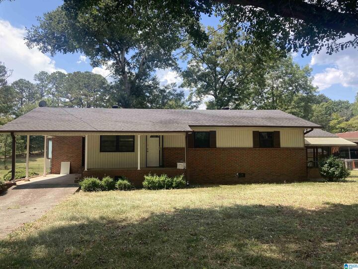 3229 Poplar Lane  Adamsville AL 35005 photo