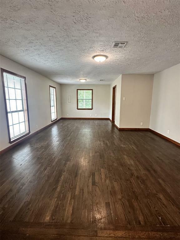 Property Photo:  2509 Wall Street  TX 77088 