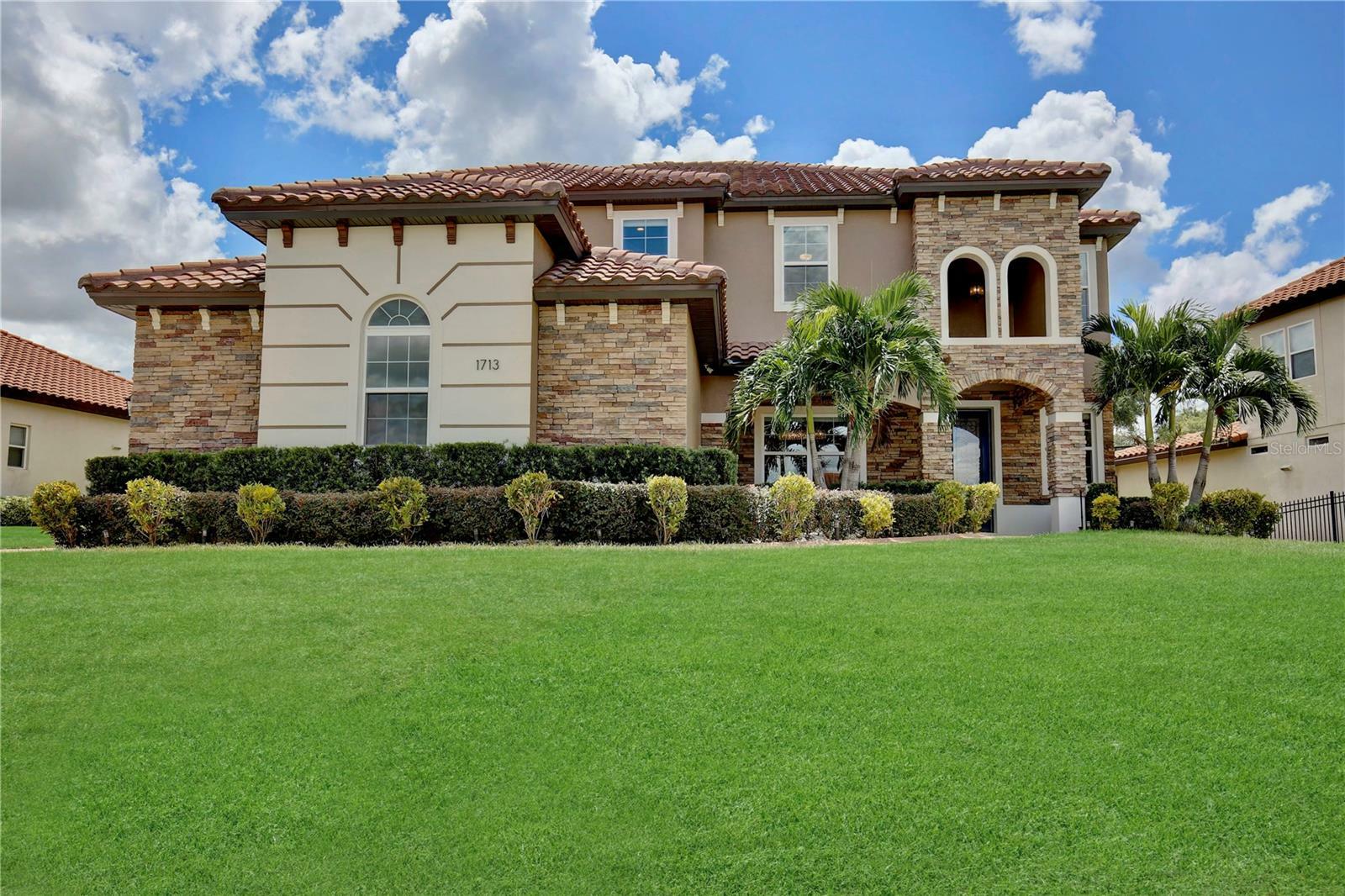 Property Photo:  1713 Bella Lago Drive  FL 34711 