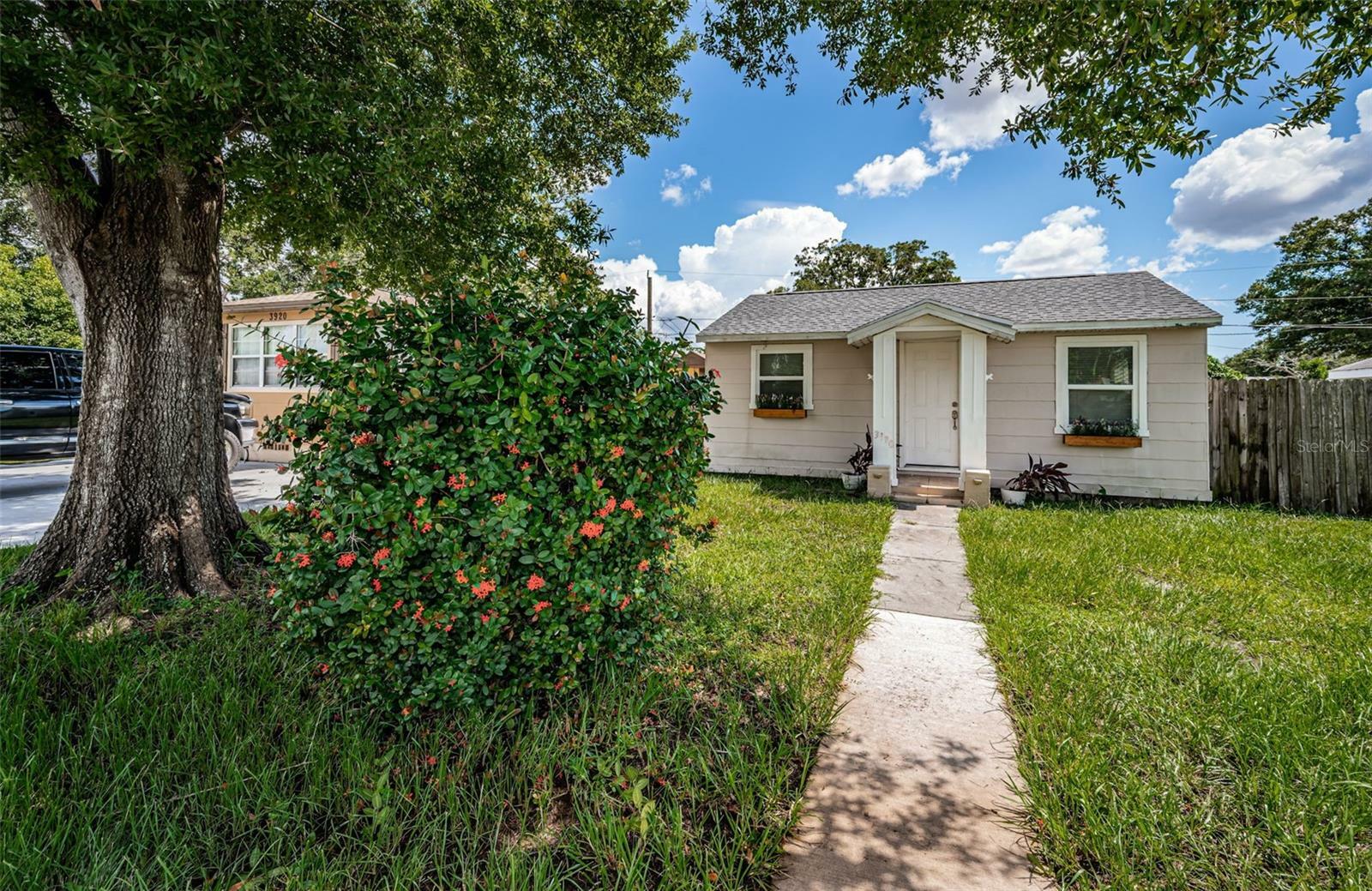 Property Photo:  3930 42nd Avenue N  FL 33714 