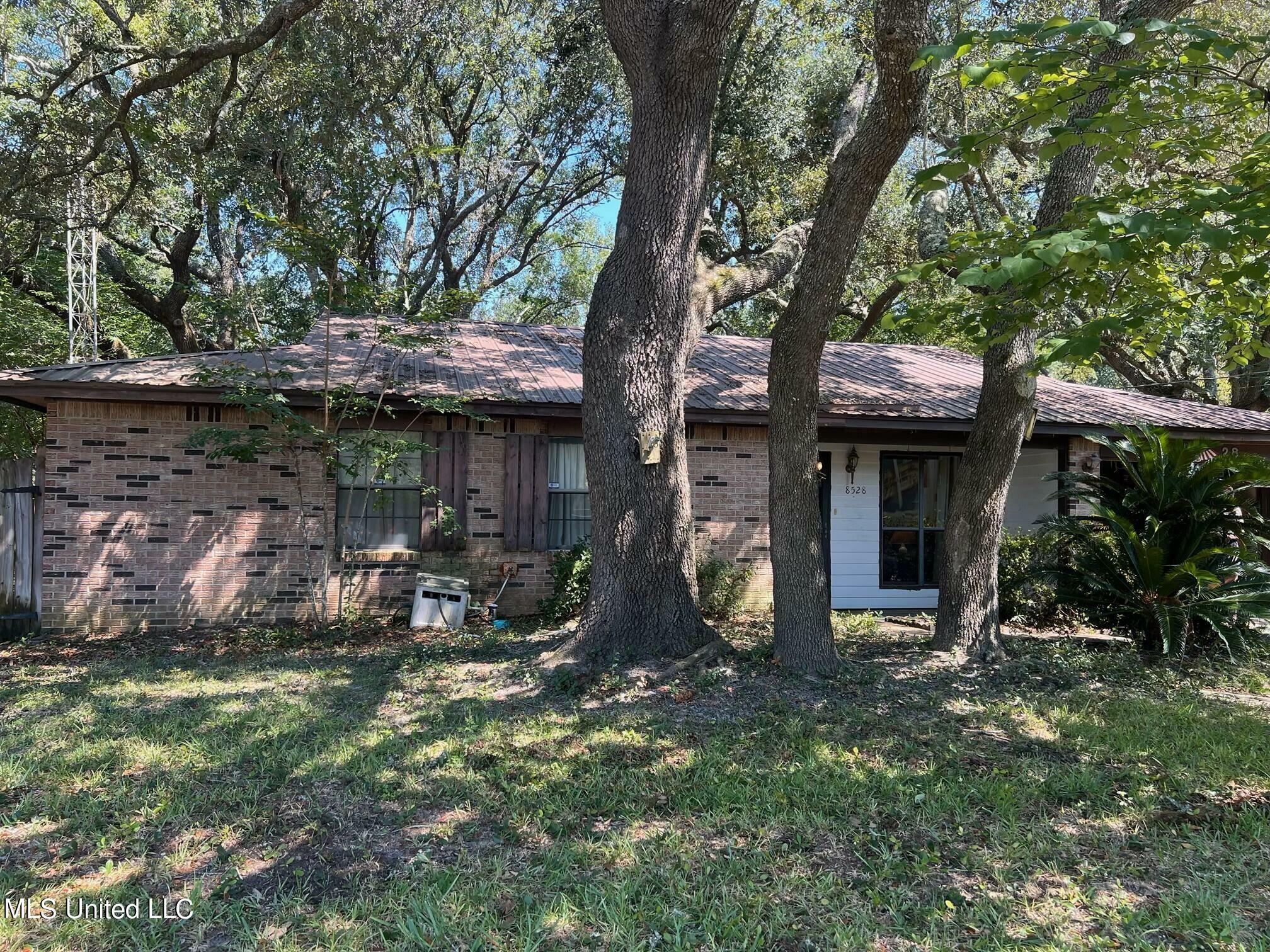 Property Photo:  8528 Mermaid Avenue  MS 39564 