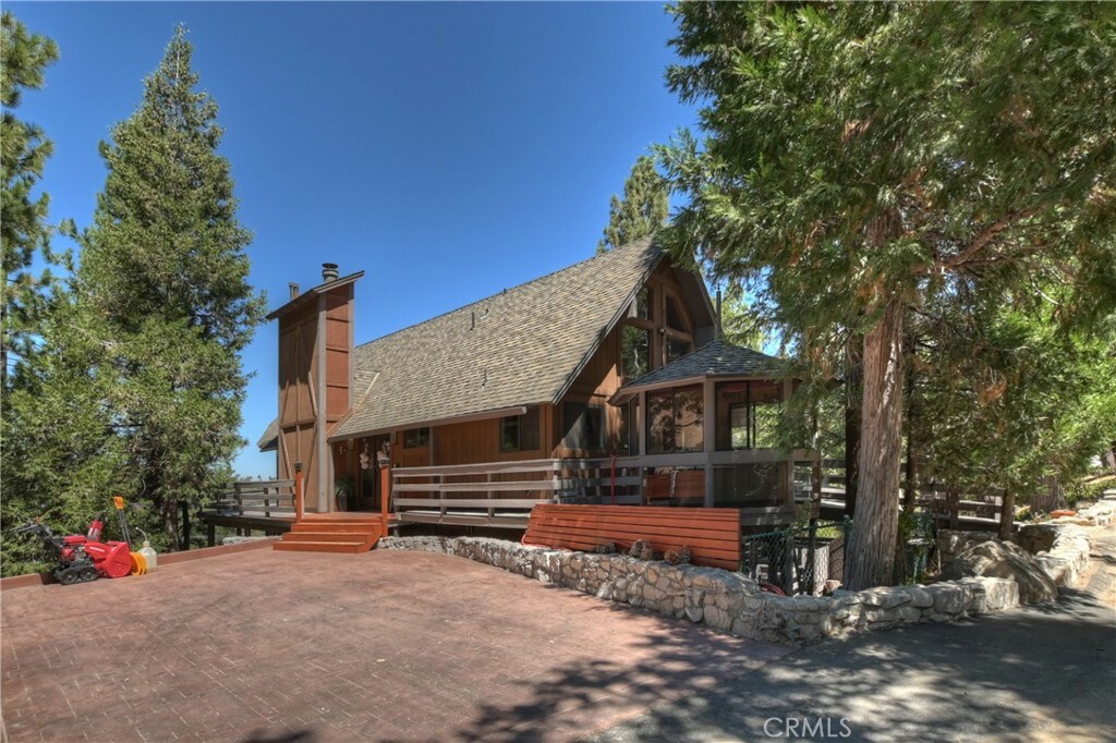 Property Photo:  825 Grass Valley Road  CA 92352 