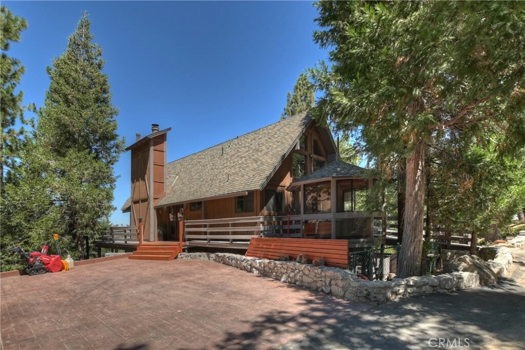 Property Photo:  825 Grass Valley Road  CA 92352 