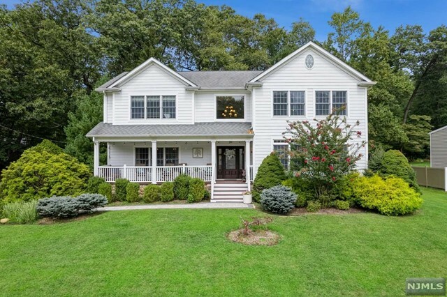 Property Photo:  36 Dearborn Drive  NJ 07675 