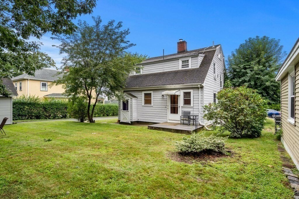 Property Photo:  4 Sunset Rd.  MA 01908 