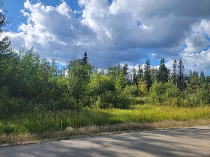 Property Photo: 6 50A Street AB T0A 3M0