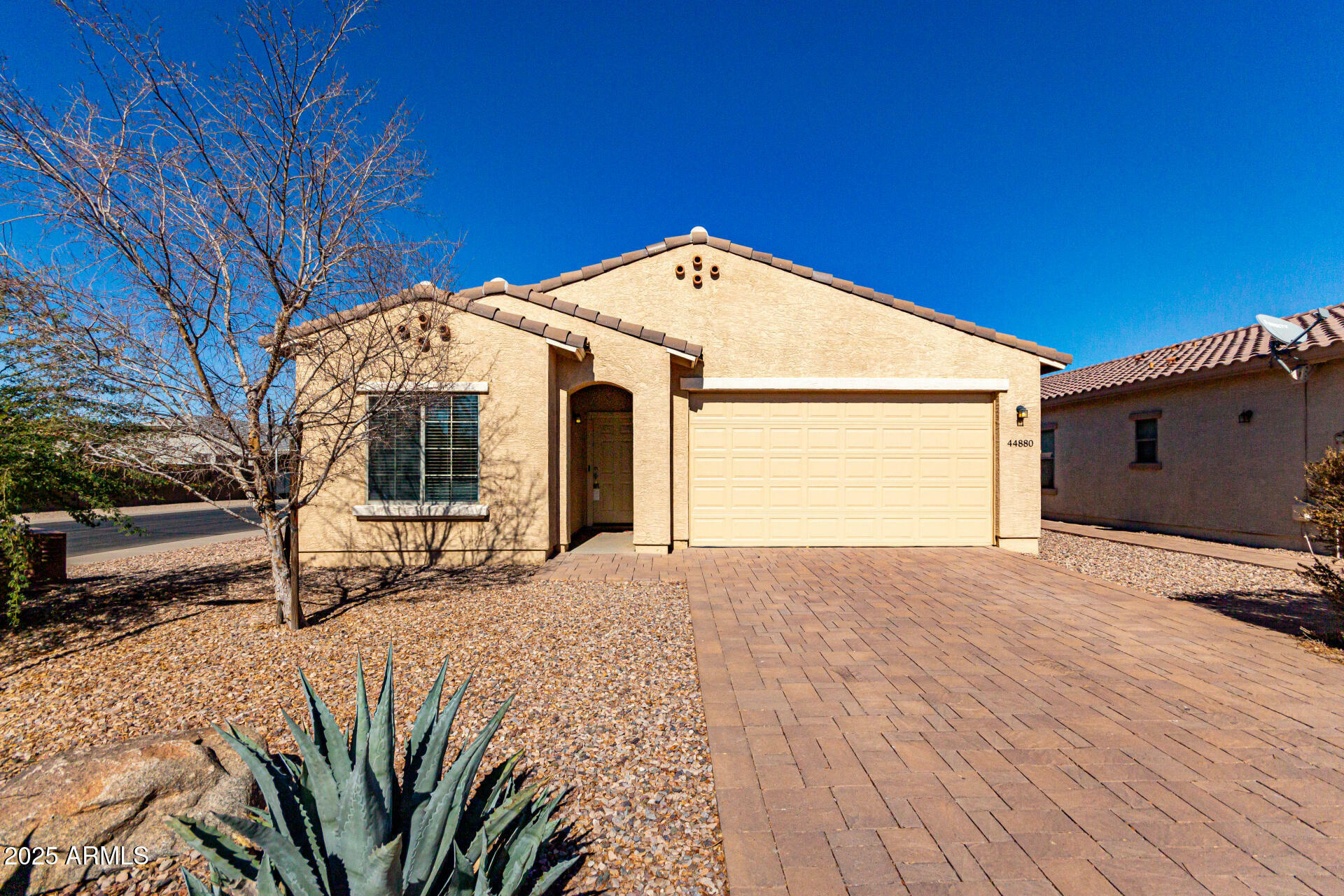 Property Photo:  44880 W Norris Road  AZ 85139 