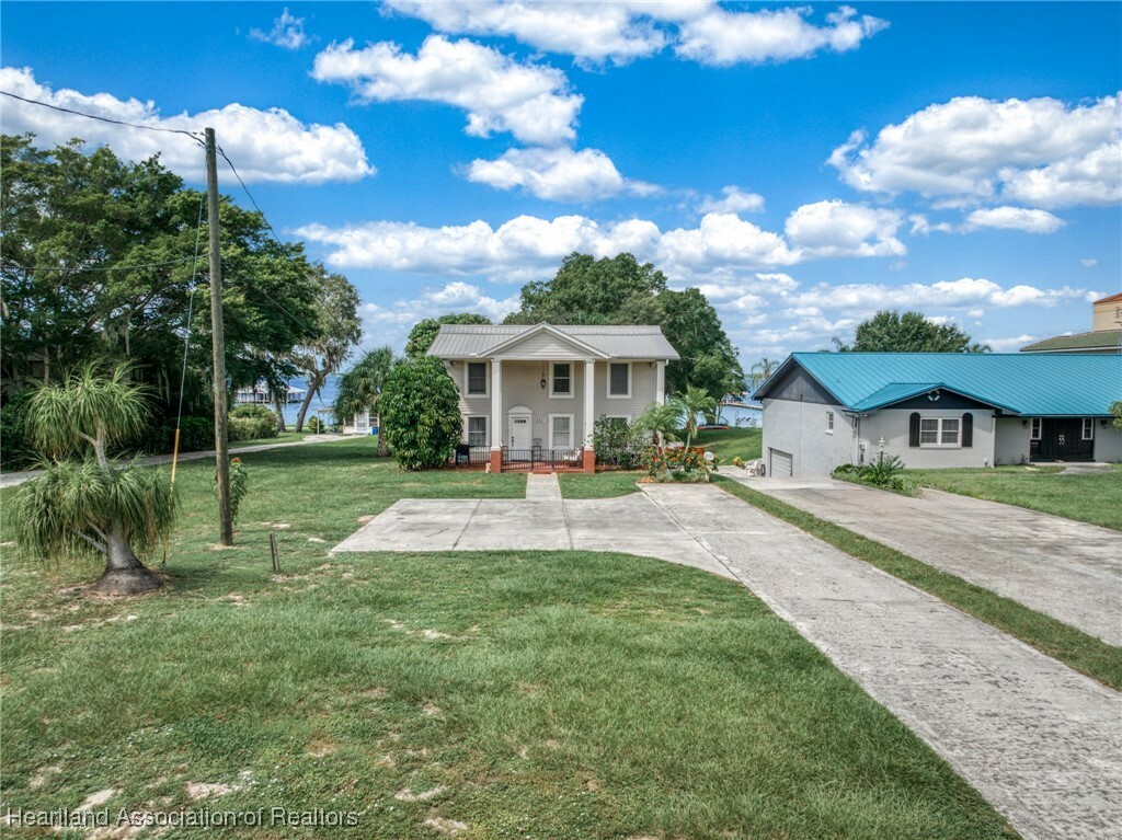 Property Photo:  2321 Lakeview Drive  FL 33870 