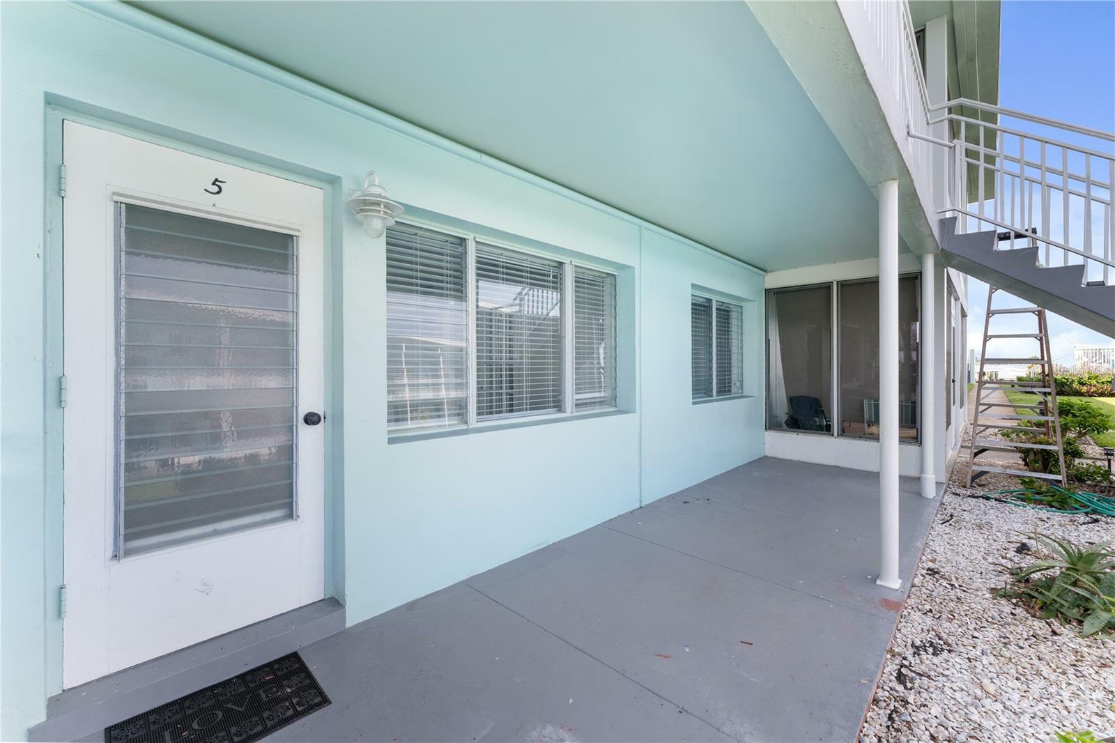 Property Photo: 1840 Shore Drive S 5 FL 33707