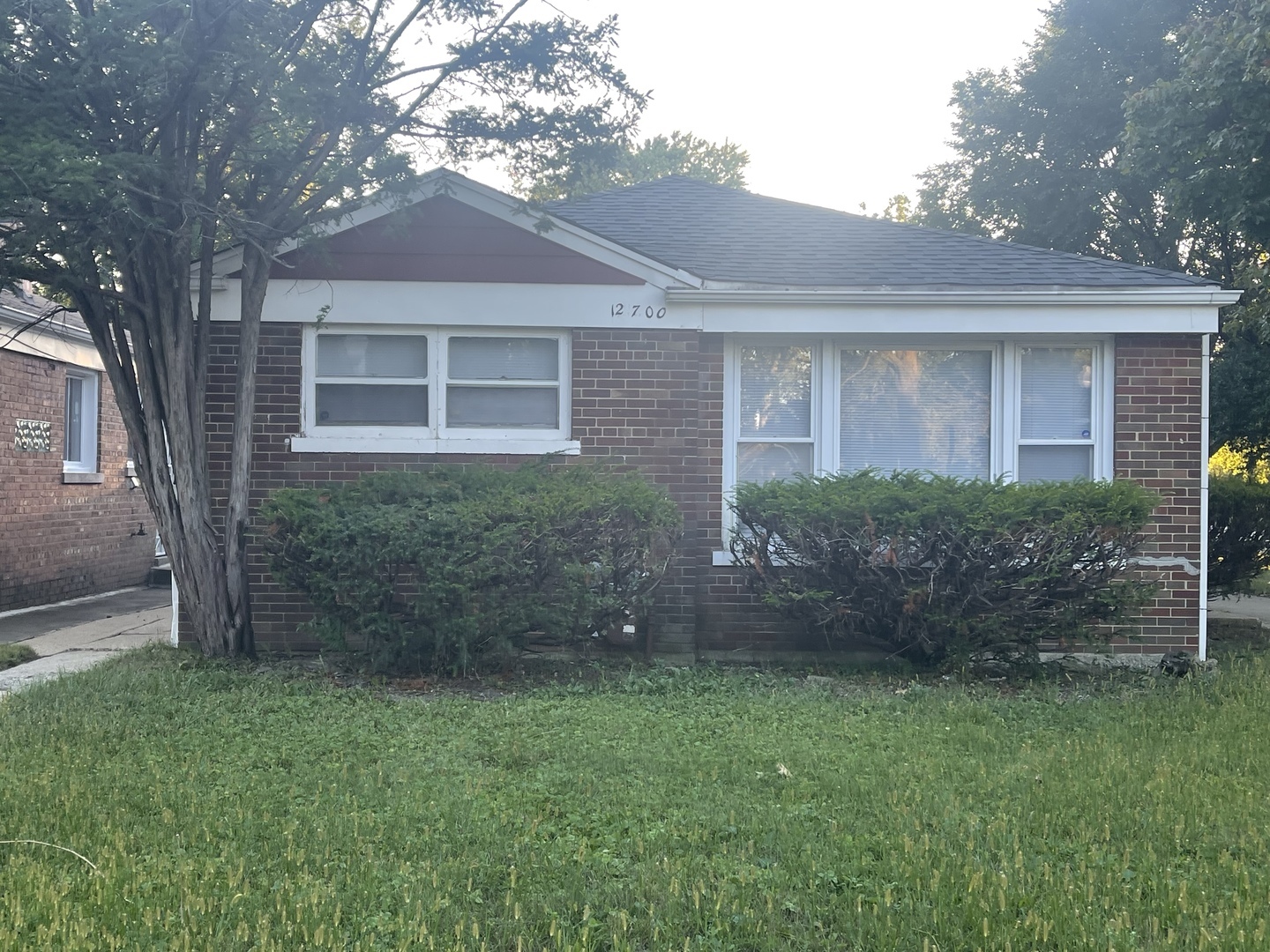 Property Photo:  12700 S Sangamon Street  IL 60643 