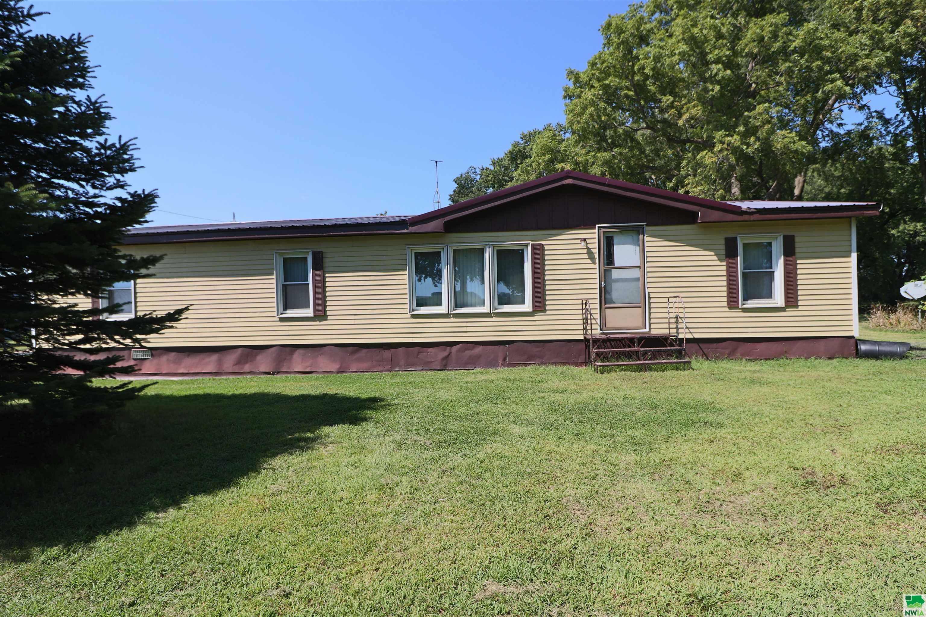 Property Photo: 4261 170th Ave IA 50585