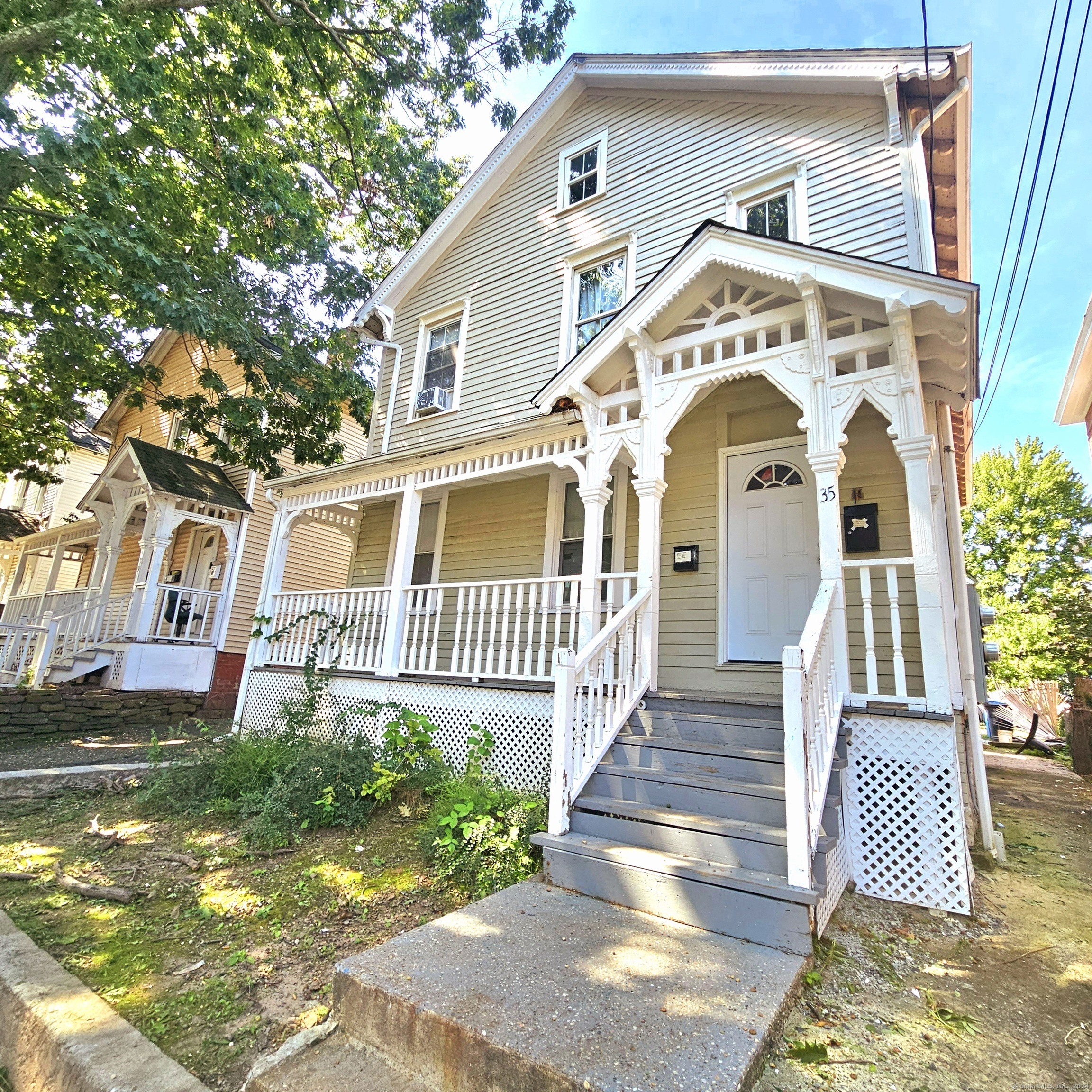 Property Photo:  35 Babcock Street  CT 06106 