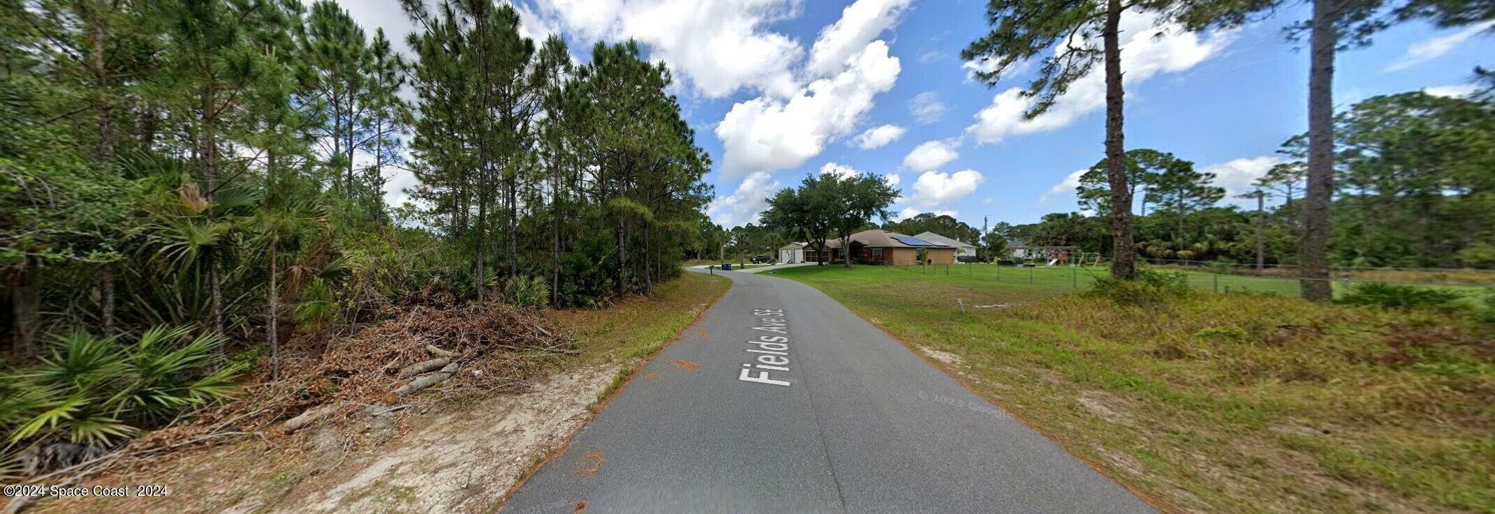 Property Photo:  2660 Fields Avenue SE  FL 32909 