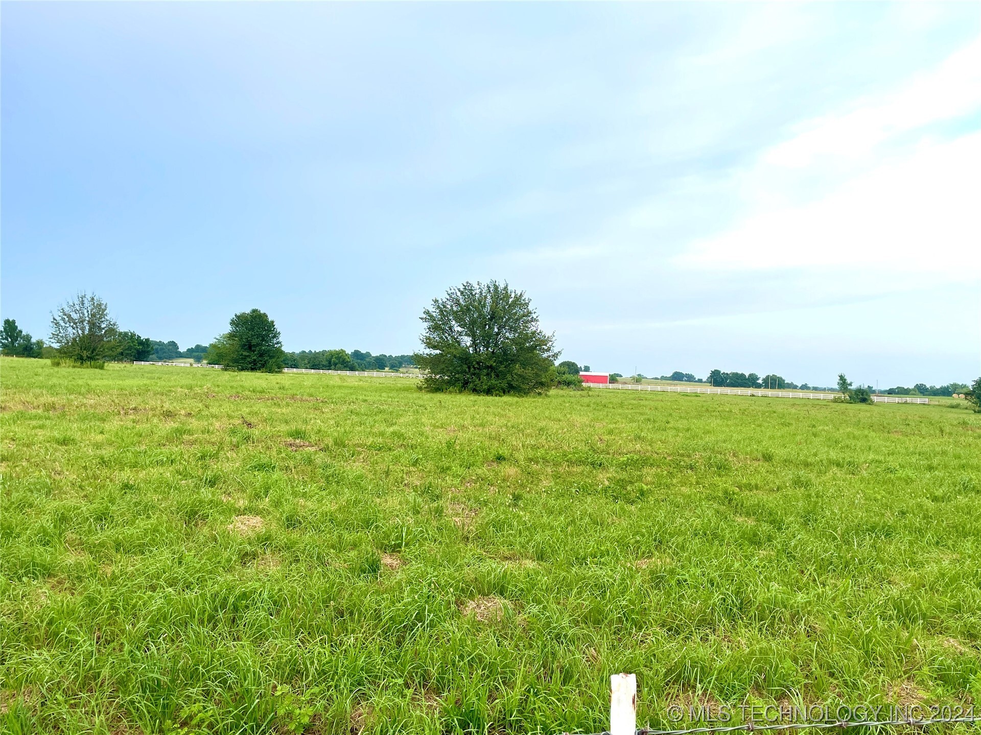 Property Photo: 19576 S Old Highway 2 OK 74469