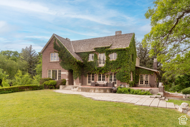 Property Photo:  2633 E 6200 S  UT 84121 