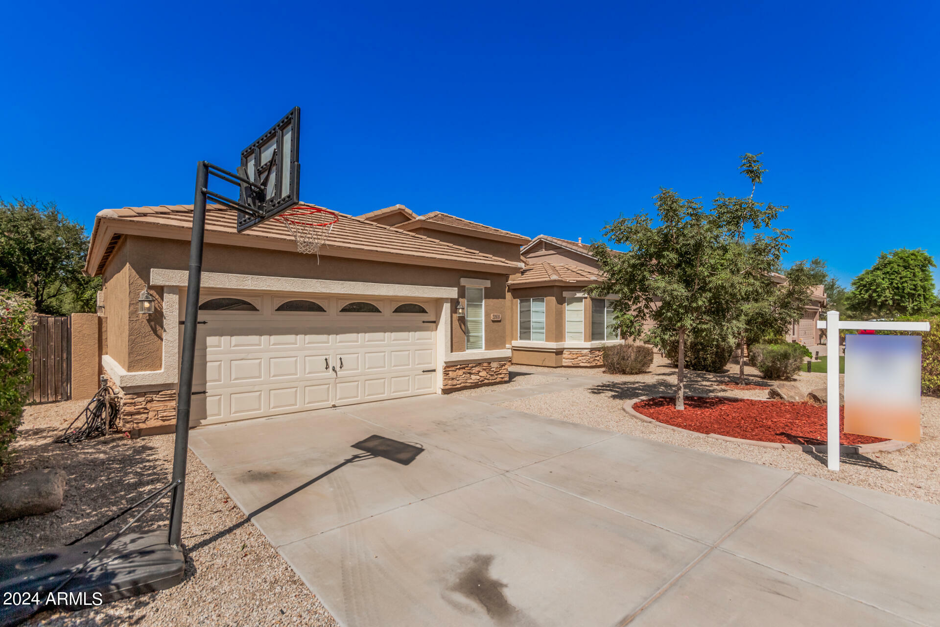 Property Photo:  20838 E Via Del Rancho --  AZ 85142 