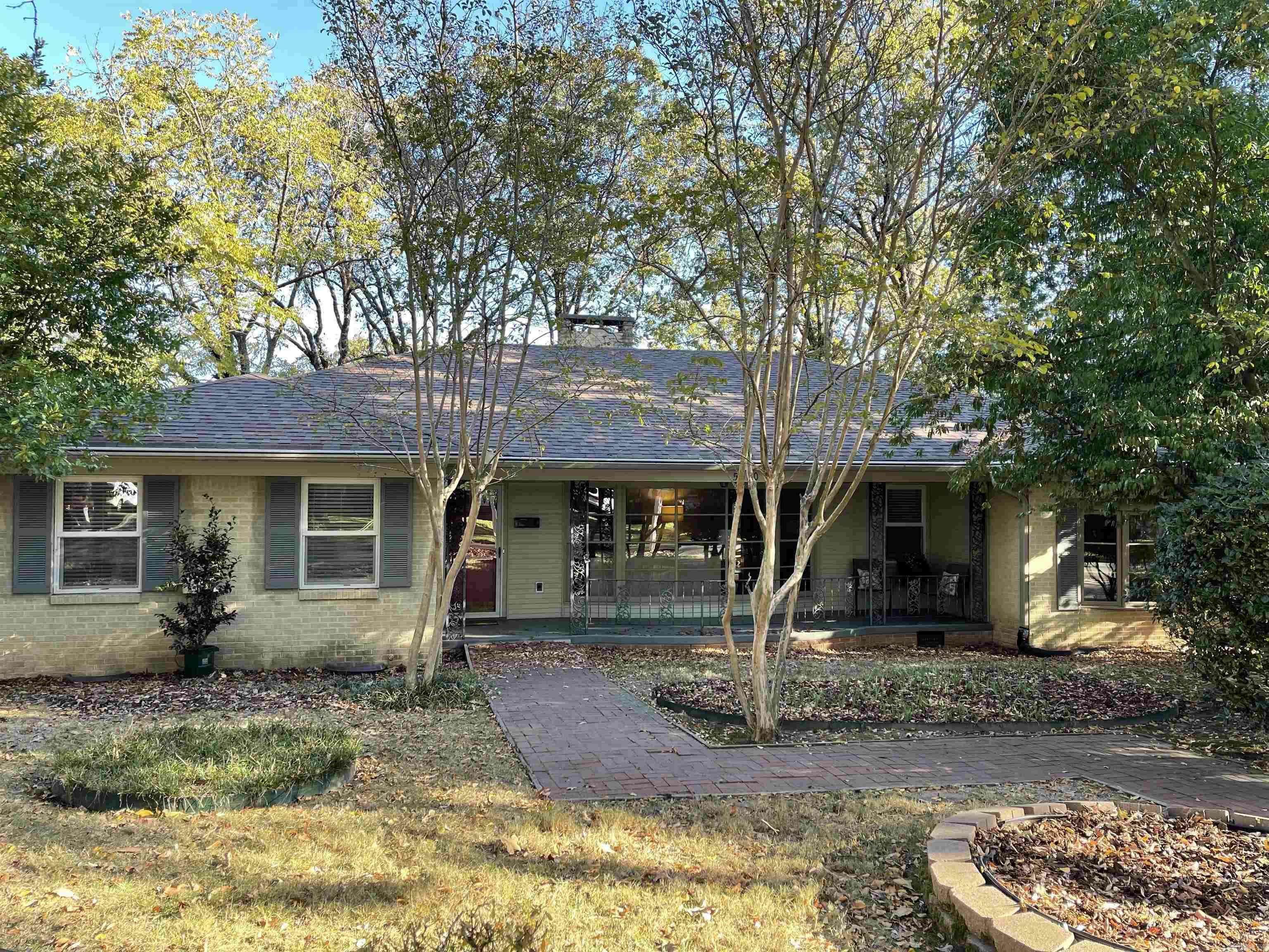 Property Photo:  5500 N Grandview Street  AR 72207 