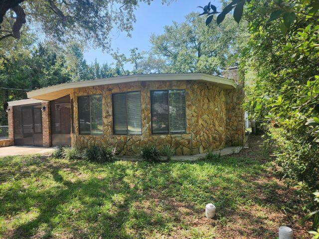 Property Photo:  311 E Glen Avenue  FL 32580 