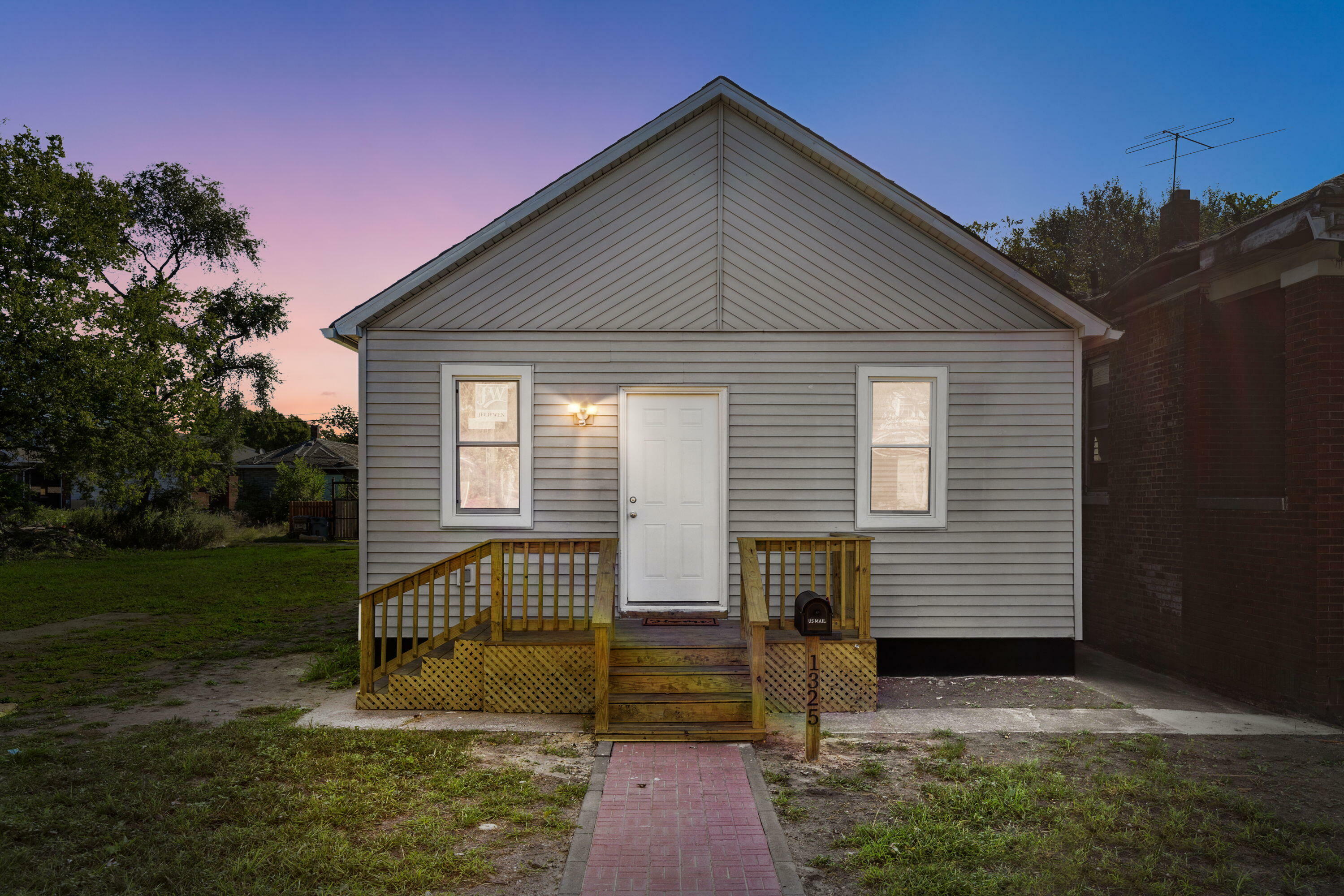 Property Photo:  1325 Ellsworth Street  IN 46404 