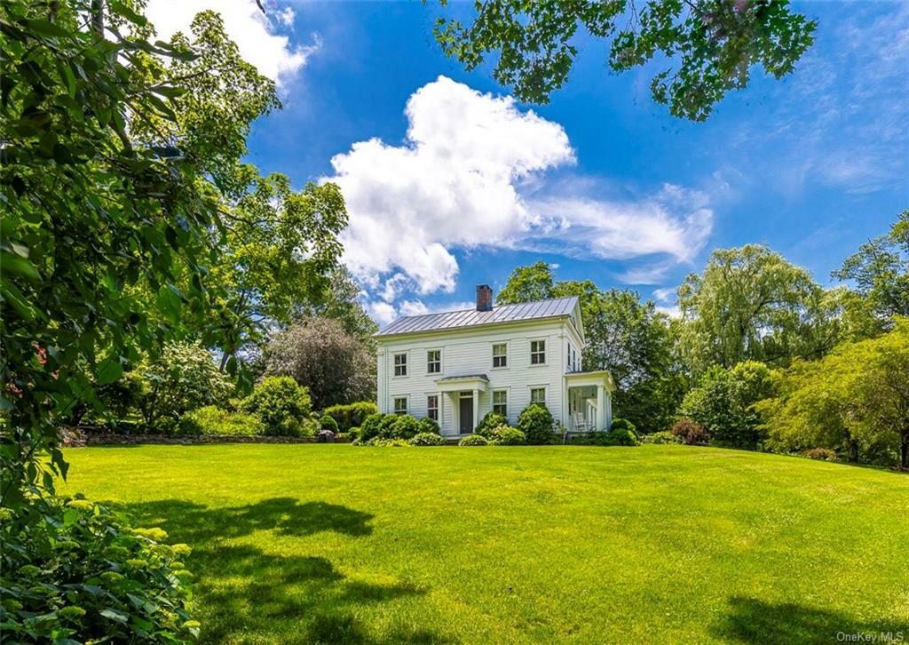 Property Photo:  28 Old Conklin Hill Road  NY 12581 