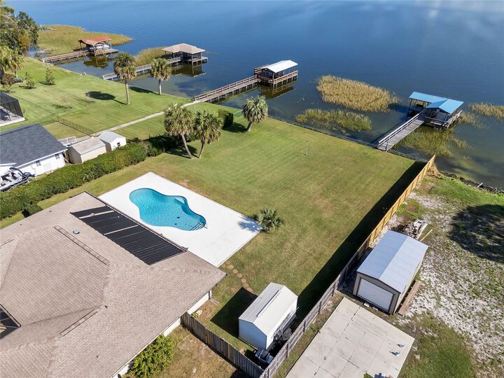 Property Photo: 33438 Picciola Drive FL 34731