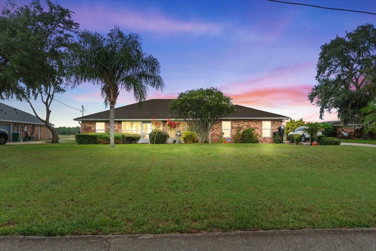 Property Photo:  2610 Shiprock Court  FL 32738 