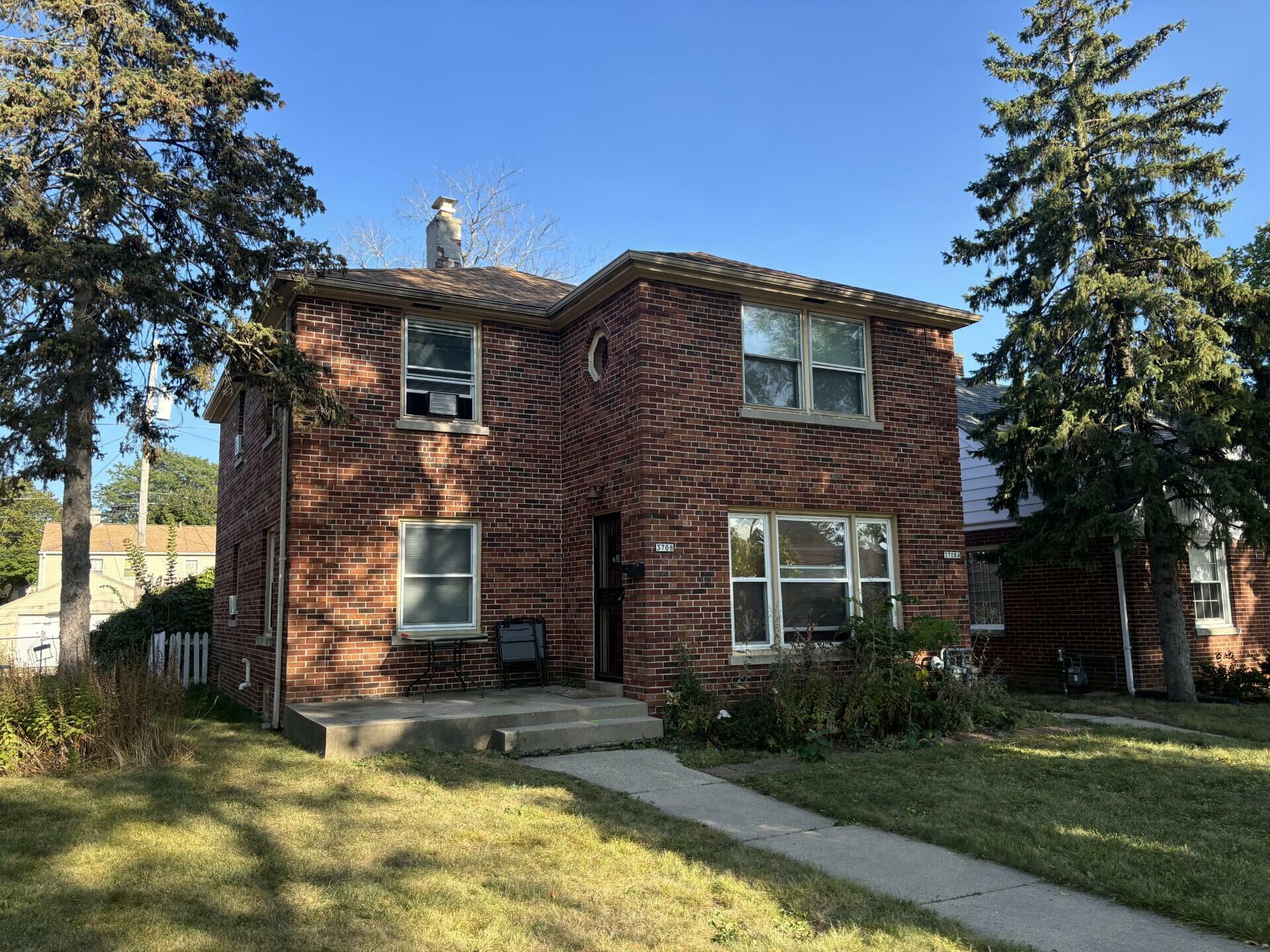 Property Photo:  3708 N 52nd St A  WI 53216 