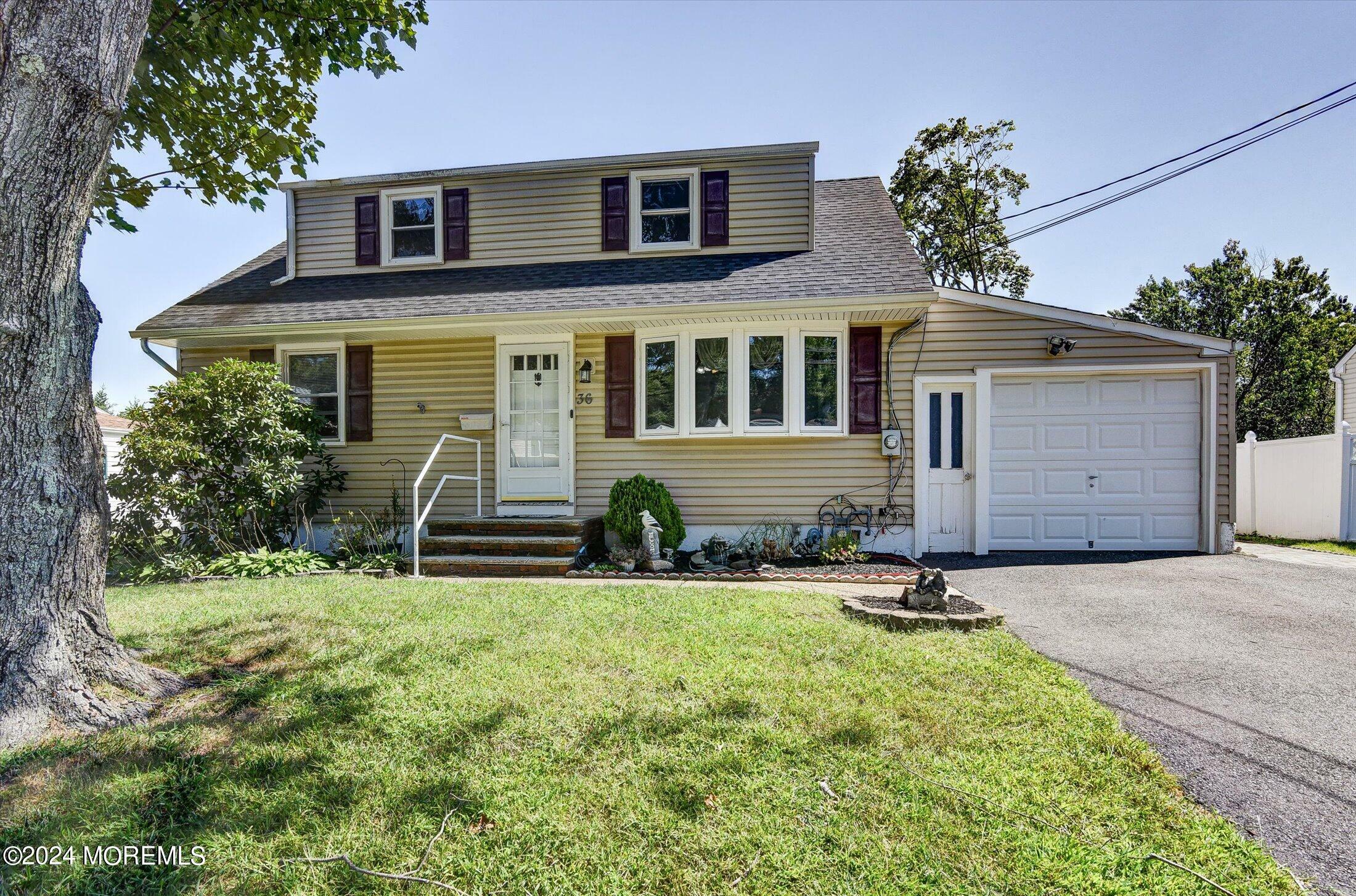 Property Photo:  36 Piersoll Road  NJ 08857 