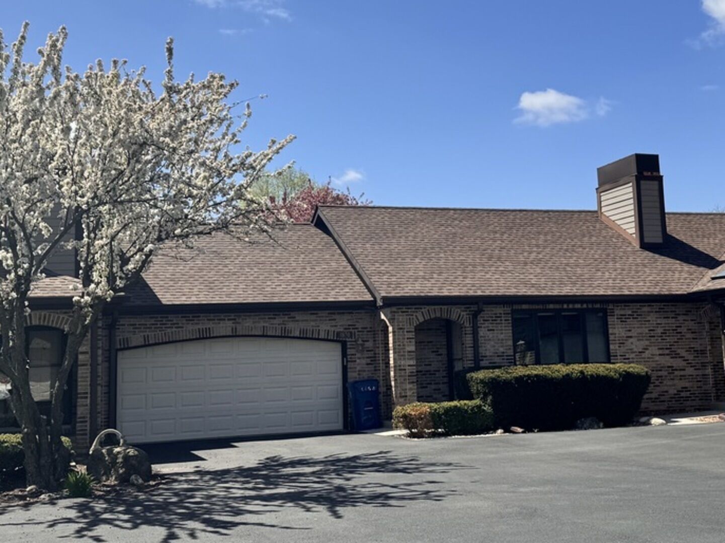 Property Photo:  1870 Golf View Drive  IL 60103 