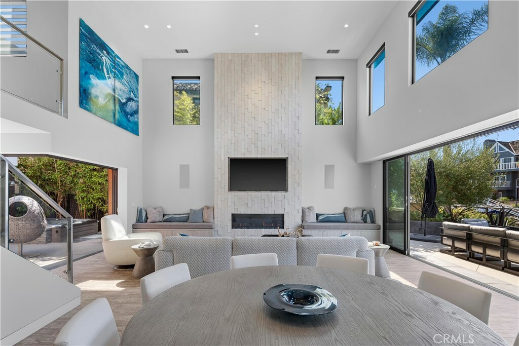 Property Photo: 50 Rivo Alto Canal CA 90803