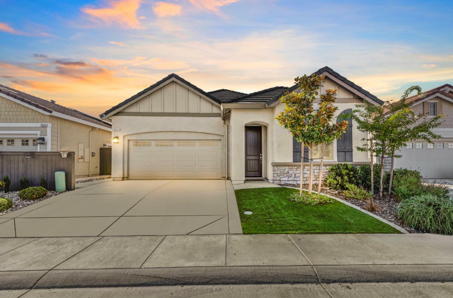 Property Photo:  5041 Creekhollow Way  CA 95747 