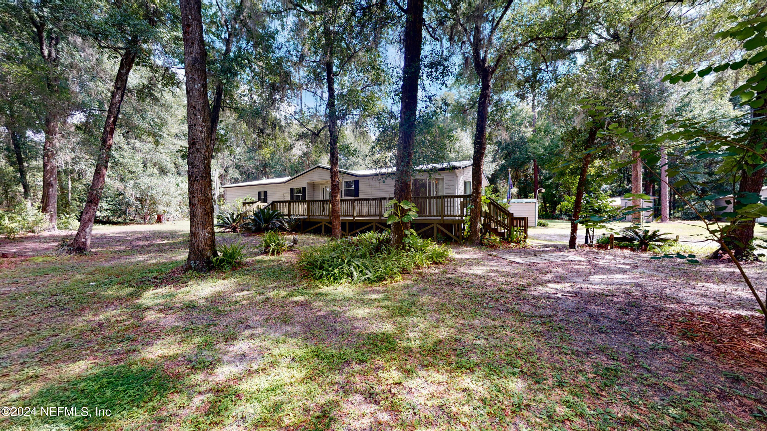 Property Photo:  318 Keown Avenue  FL 32181 