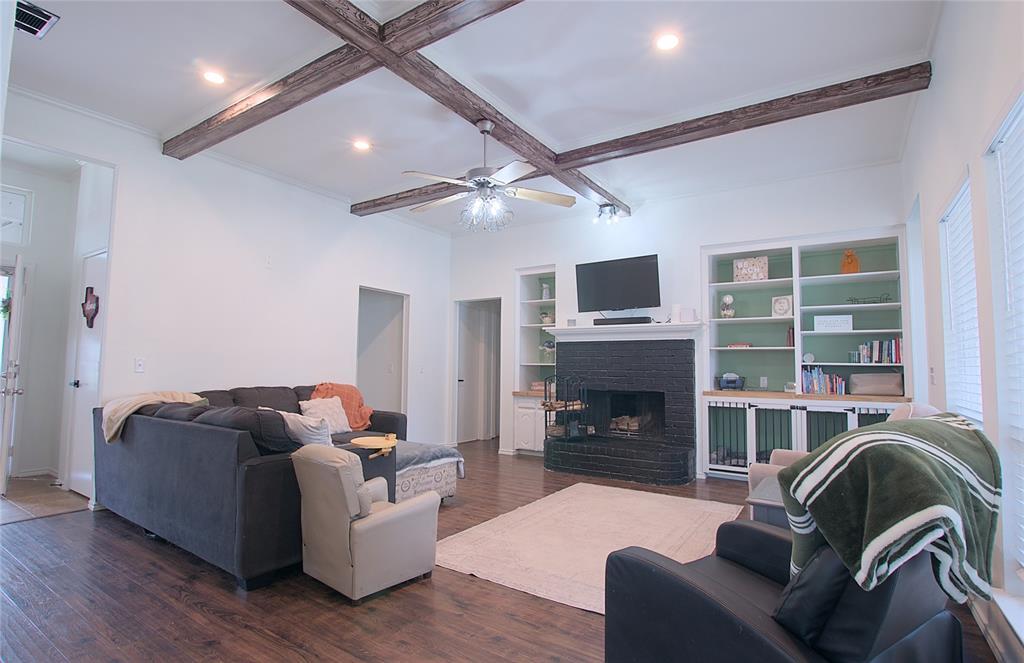 Property Photo: 509 N Winding Oaks Drive TX 75098