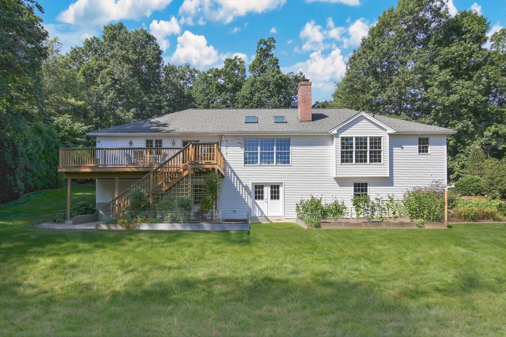 Property Photo:  33 Old Reed Rd  MA 01057 