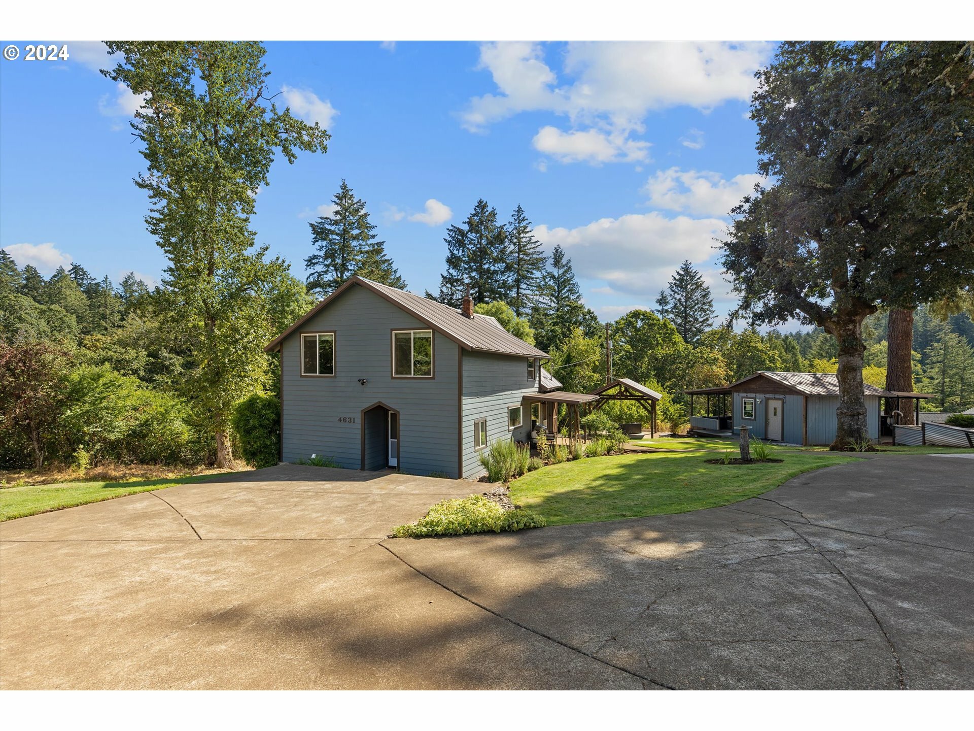 4631 Croisan Creek Rd  Salem OR 97302 photo