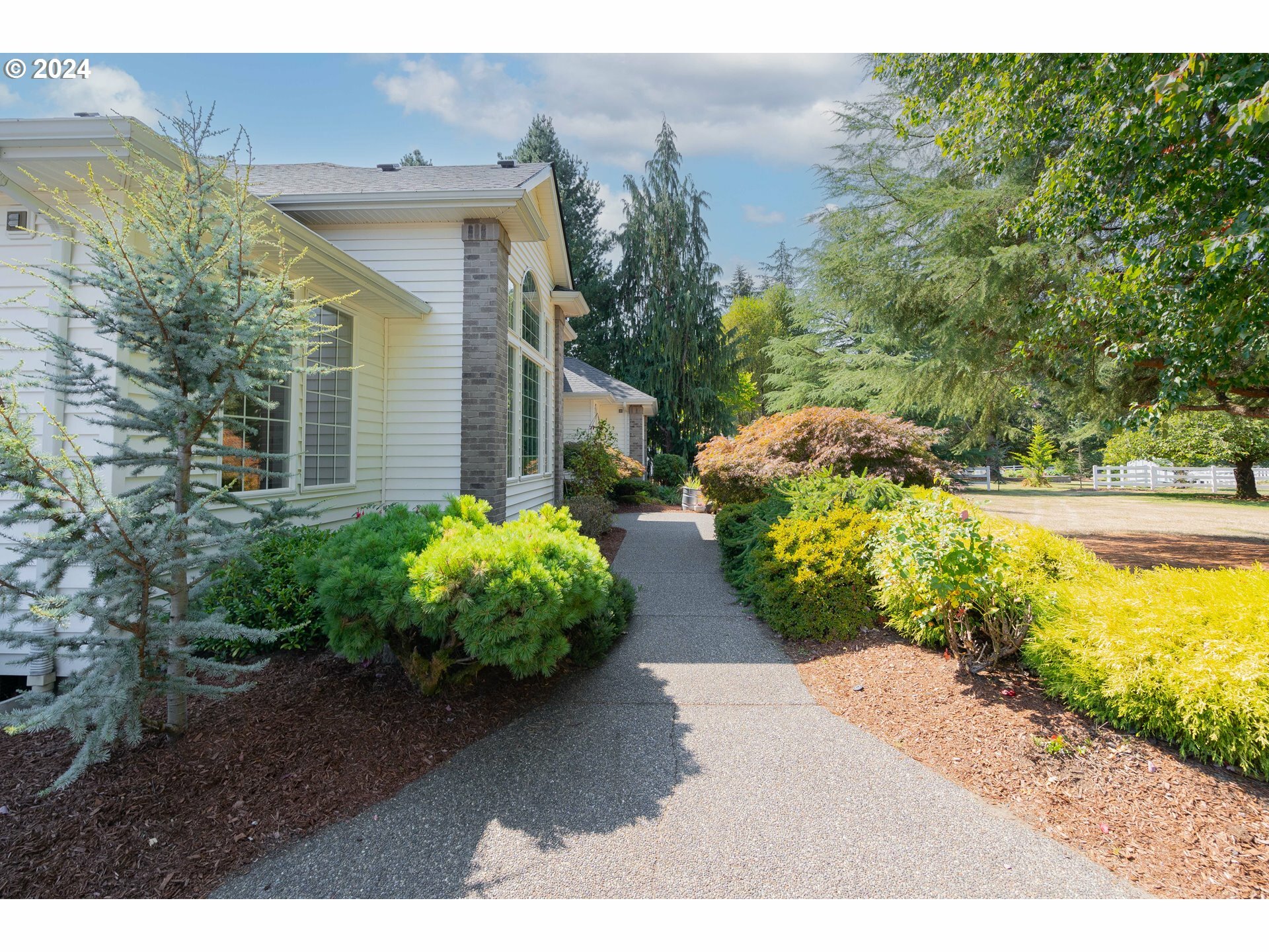 Property Photo:  13313 NE 287th Cir  WA 98604 