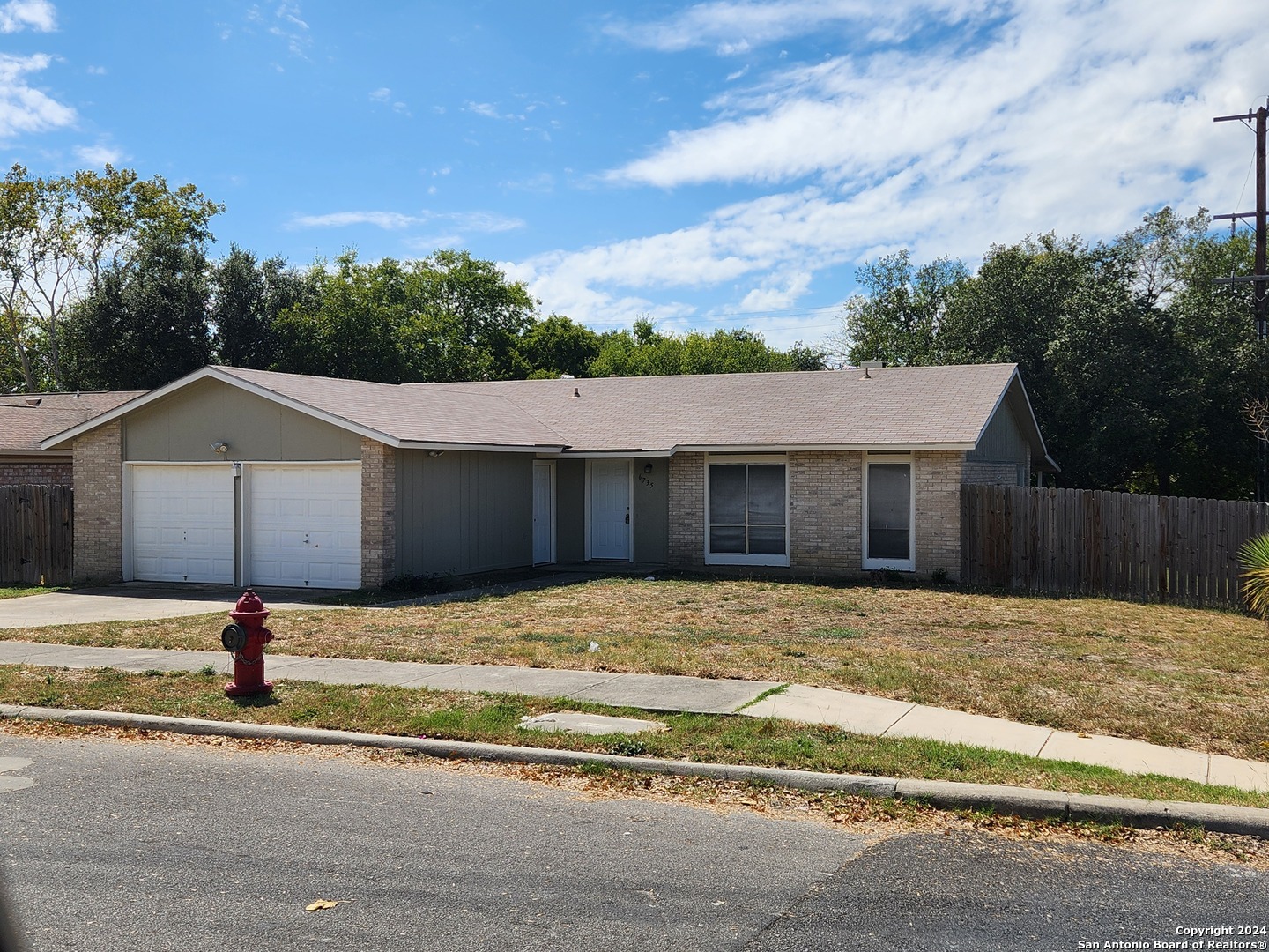 Property Photo: 6735 Blacksmith TX 78238