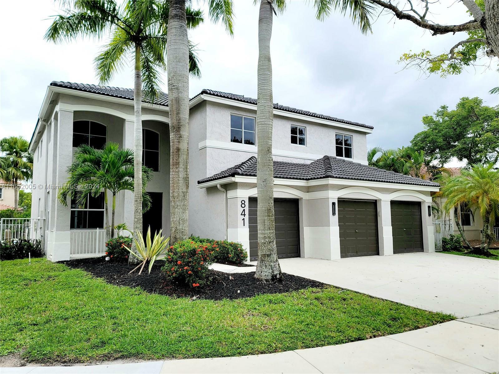 Property Photo:  841 Lavender Cir  FL 33327 