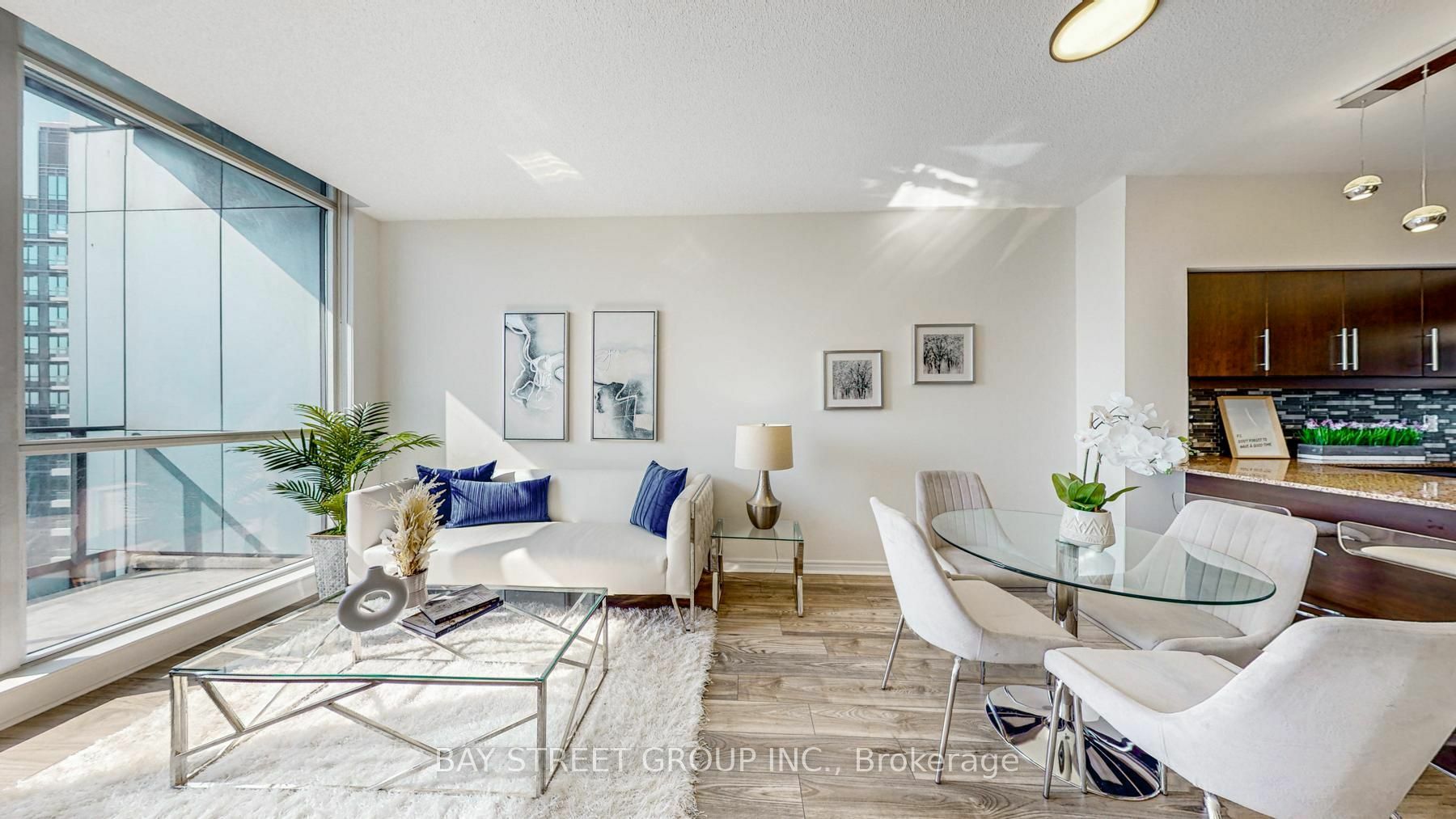 Property Photo:  2885 Bayview Ave 721  ON M2K 0A3 