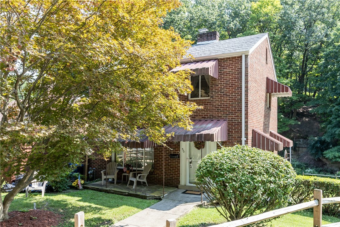 Property Photo:  933 Woods Run Ave  PA 15212 