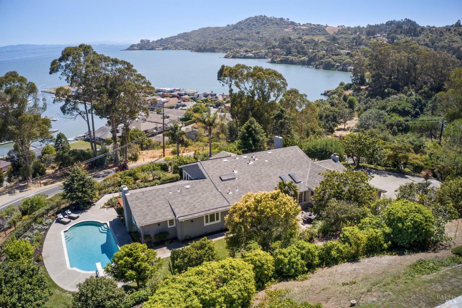 4589 Paradise Drive  Tiburon CA 94920 photo