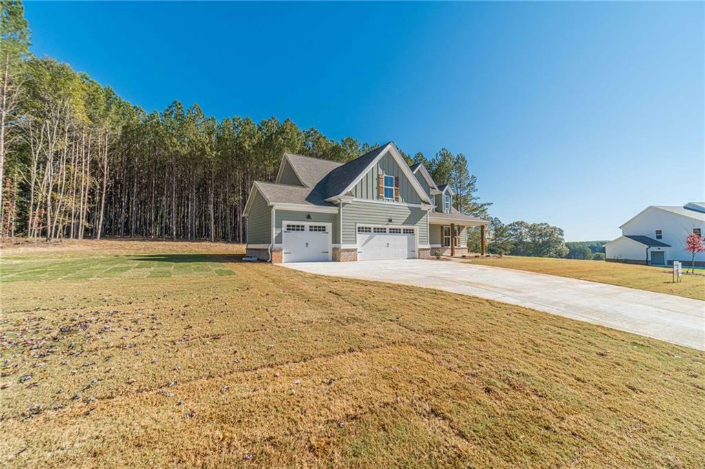 Property Photo:  125 Pinewood Drive  GA 30014 