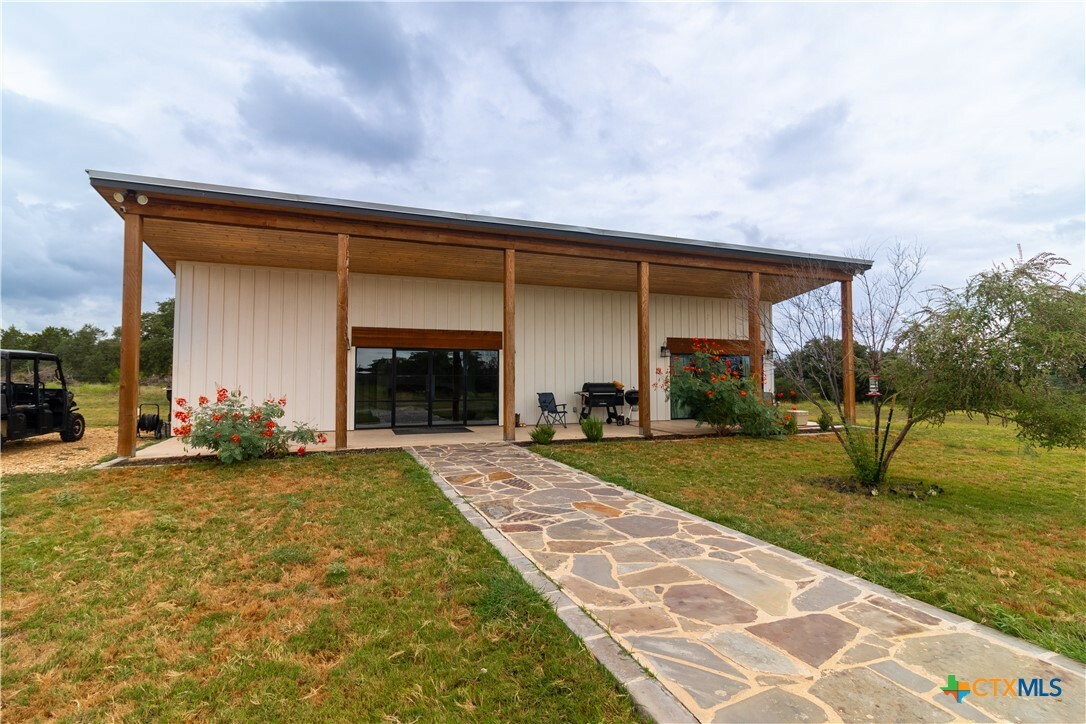 Property Photo: 12362 Eagle Nest Road TX 76571