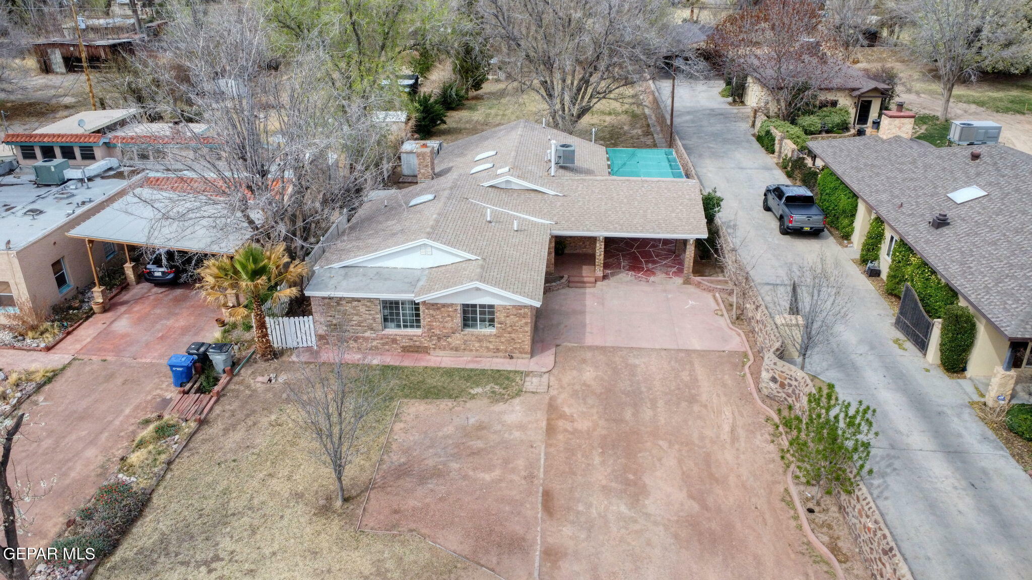 Property Photo:  817 W Sunset Road  TX 79922 