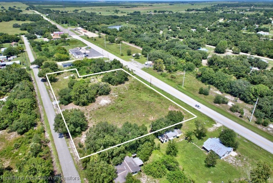 Property Photo: 1817 US 98 Highway FL 33857