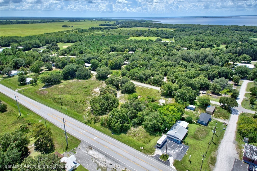 Property Photo:  1817 US 98 Highway  FL 33857 