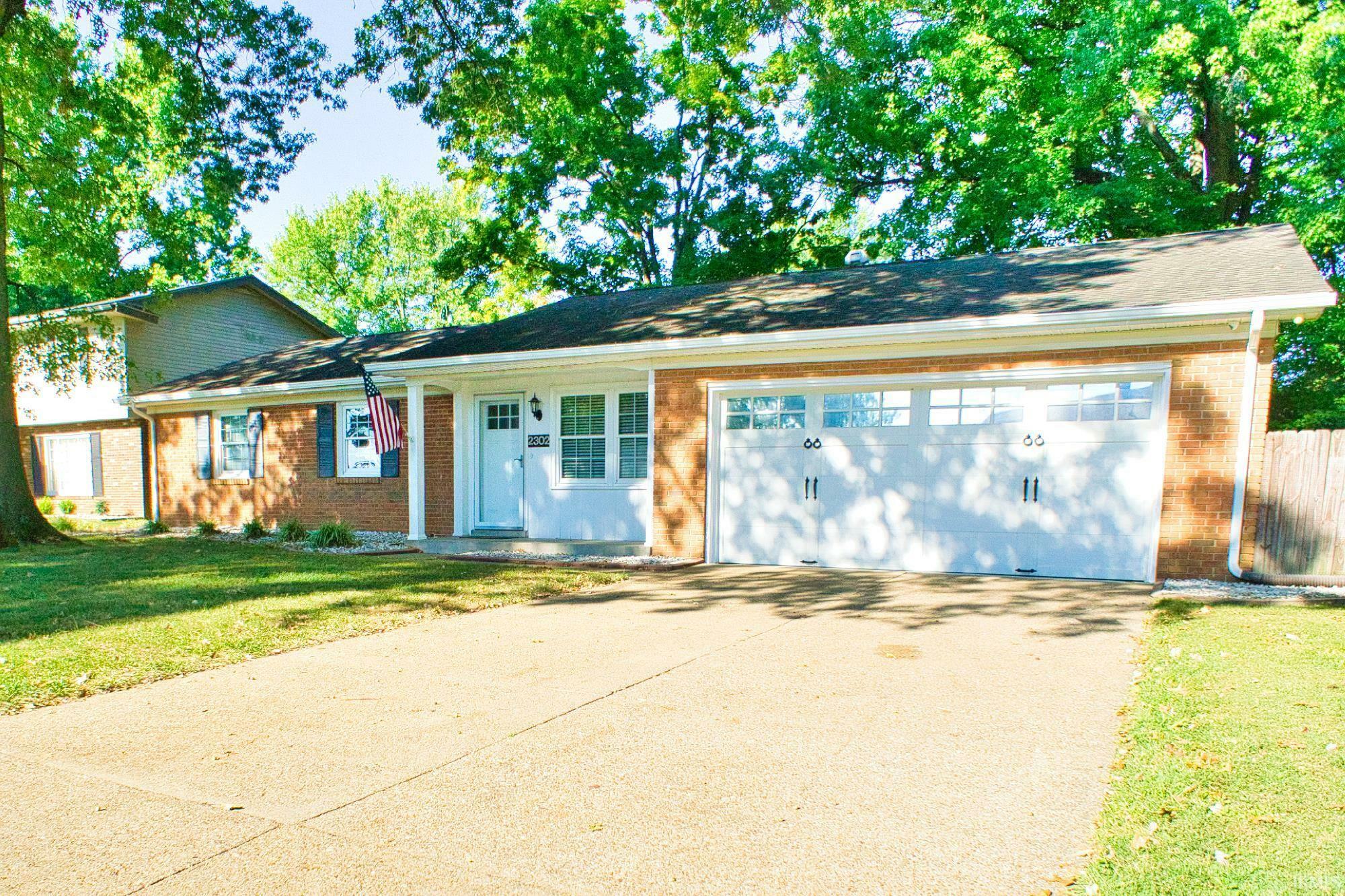 Property Photo:  2302 Saratoga Drive  IN 47715 