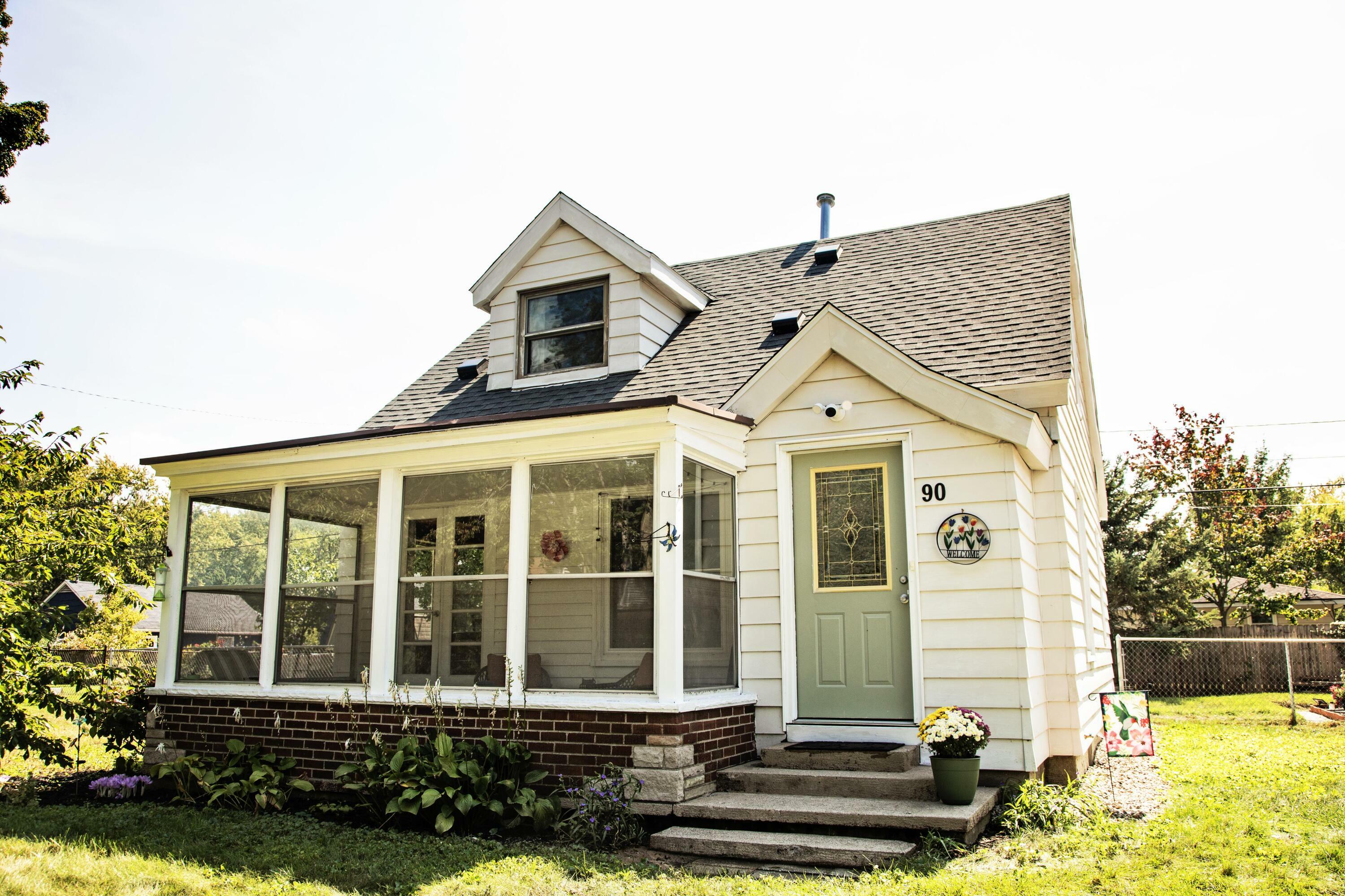 Property Photo:  90 E 39th Street  MI 49423 