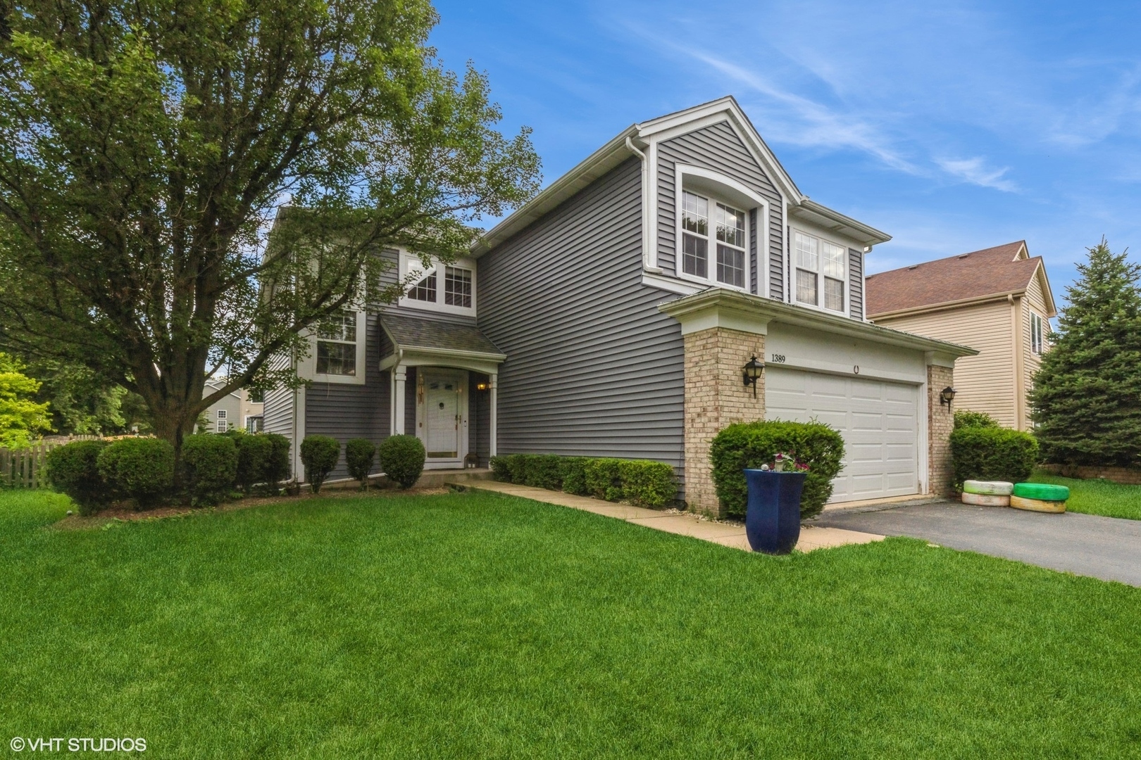 Property Photo:  1389 Windsor Lane  IL 60030 