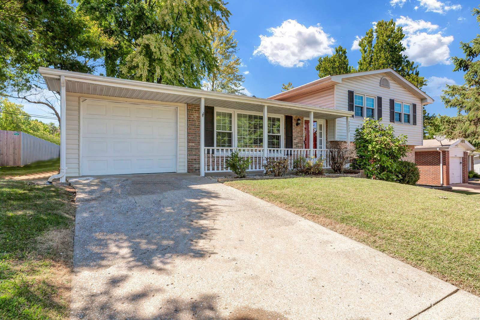 Property Photo:  2533 Fair Oaks Drive  MO 63301 